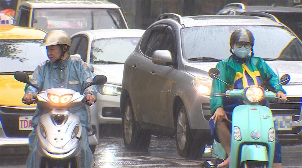 東北季風增強迎風面有雨，雨勢越晚越大。圖／台視新聞（資料畫面）