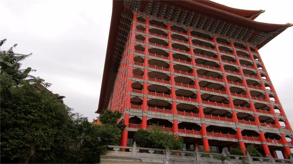 圓山飯店是台灣第一間五星級飯店，是權貴及奢華的象徵，也擁有軍政地位。圖：台視新聞
