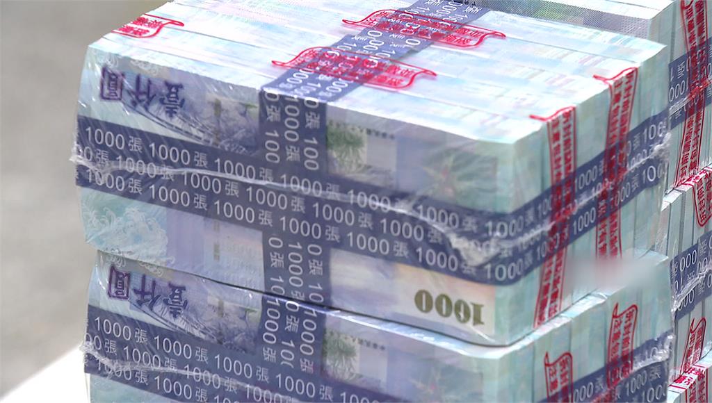 台億萬富翁再增近萬人！有錢人資產配置曝光 超過4成都在這