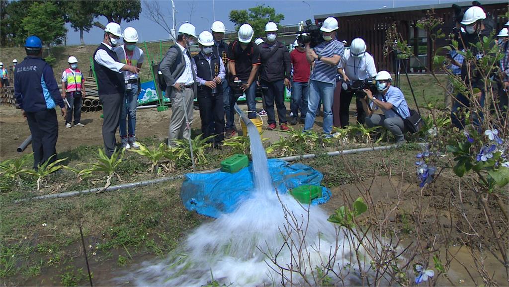 台中市中央公園首鑿井　水質清澈水量多可供民用