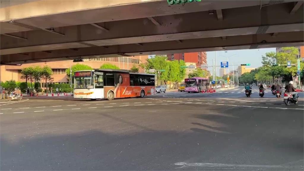 北市公館羅斯福路與基隆路口啟用。圖／台視新聞