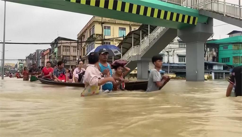 緬甸降下破紀錄暴雨。圖／美聯社