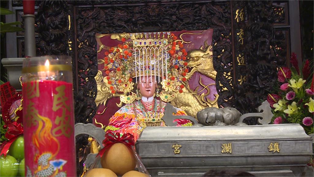 大甲鎮瀾宮四季籤抽出中上籤！解籤師：重點為「亂中求序.撥亂反正」