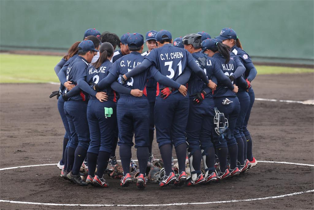 亞運／女子壘12安、3轟狂得12分扣倒菲律賓 連兩屆奪銅牌