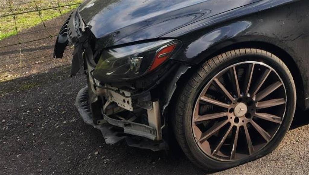 三峽通緝犯拒捕連撞3車逃逸！遭警開2槍棄車步逃仍被逮