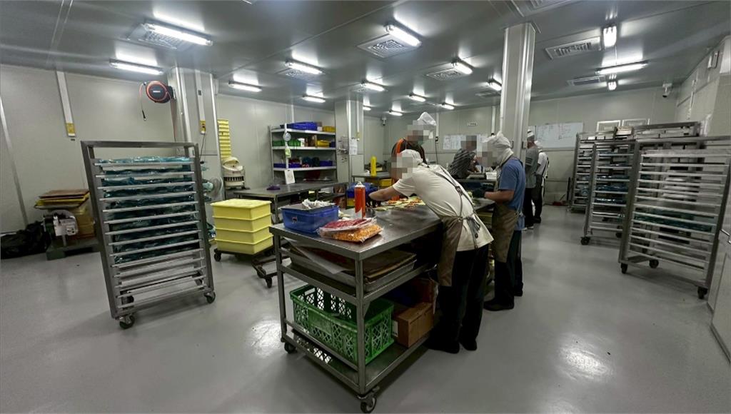 炎亞綸自創甜點爆食安疑慮 衛生局：限期改善