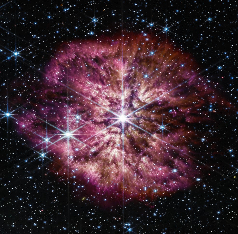 韋伯太空望遠鏡捕捉到恆星「WR 124」垂死畫面。圖／翻攝自NASA官網