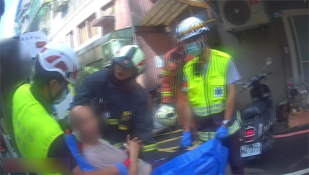 高血壓家中暈眩跌倒 男無法呼救靠吃水果撐兩天