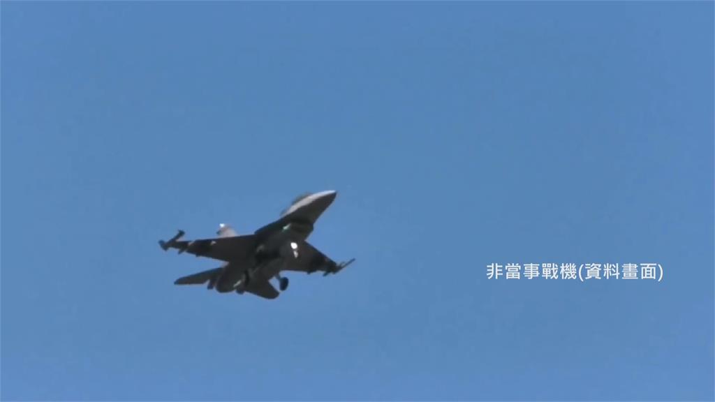 空軍F-16飛官G力昏迷！ 及時甦醒安全降落