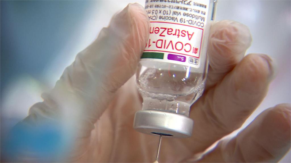 牛津大學研究顯示，接種2劑BNT或AZ疫苗對抗Omicron的效果大幅下降。圖／台視新聞