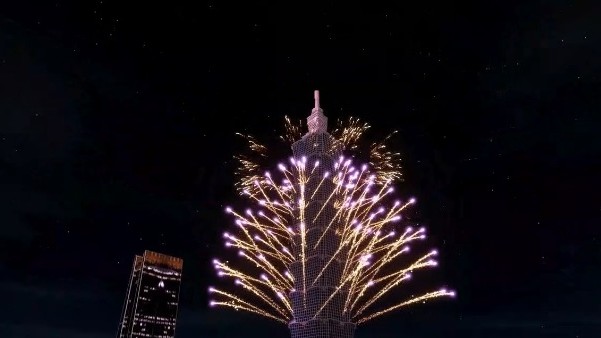 隨機攻擊案後網喊「不去跨年」 賈永婕：101跨年照辦、相信政府維安