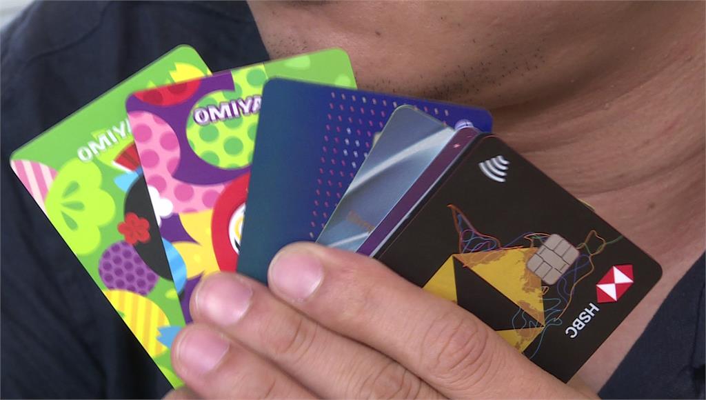 5月報稅守荷包！多家銀行祭繳稅優惠 航空聯名卡200元送1哩