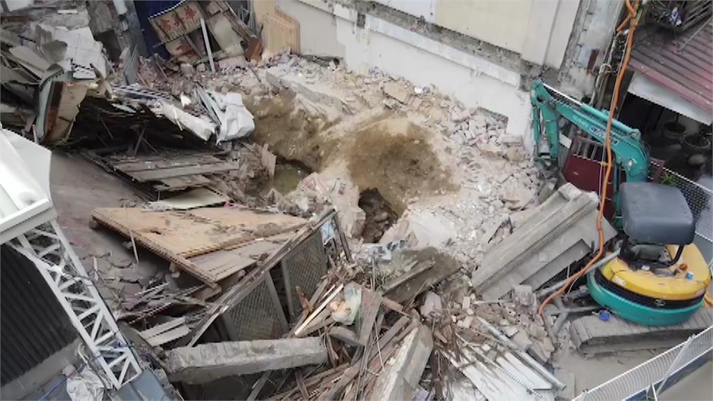 台中房屋拆除釀倒塌意外，3名工人遭活埋。圖／台視新聞