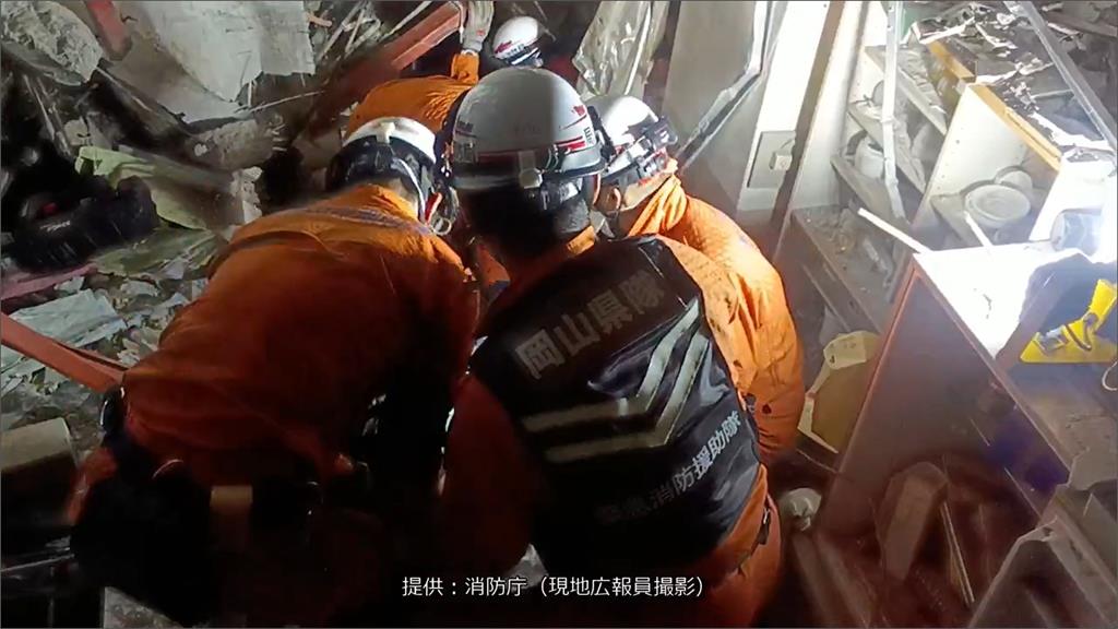熊本紙工廠傳微弱求救聲 消防徒手救出2人