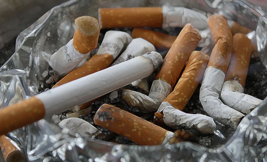 菸害防制法將合法吸菸年齡上調至20歲。示意圖／翻攝自Pixabay