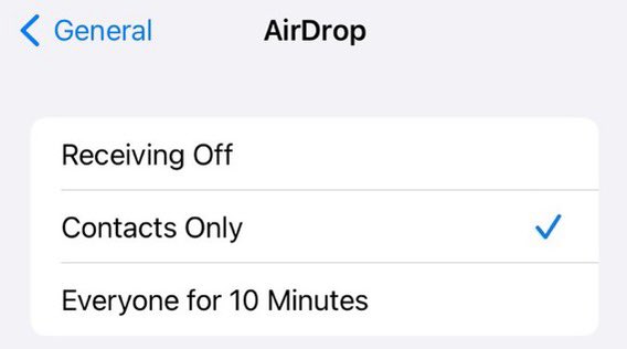 蘋果iOS 16.2 RC版中，AirDrop「所有人」的10分鐘限制已經在全球實施。圖／翻攝自推特