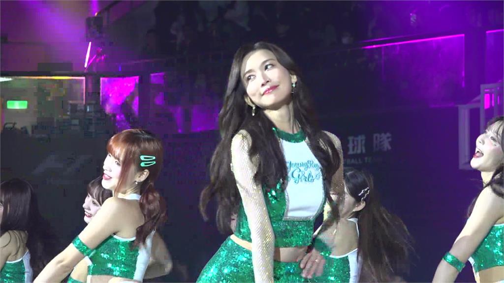 史上最美啦啦隊！ 林志玲空降洋基工程主場「站C位熱舞」