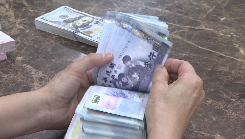 幫孩領普發1萬大卡關！家長嘆「宣導不清」 財政部提醒5常見錯誤