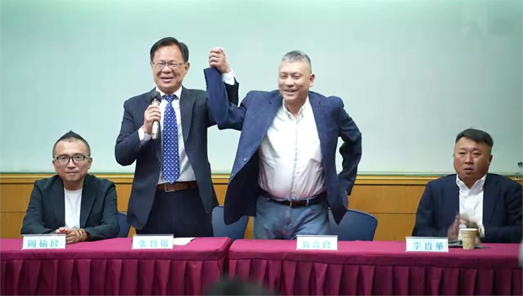 找到可接受民調機構！仿效嘉義市長 李四川、黃國昌藍白合本週協商