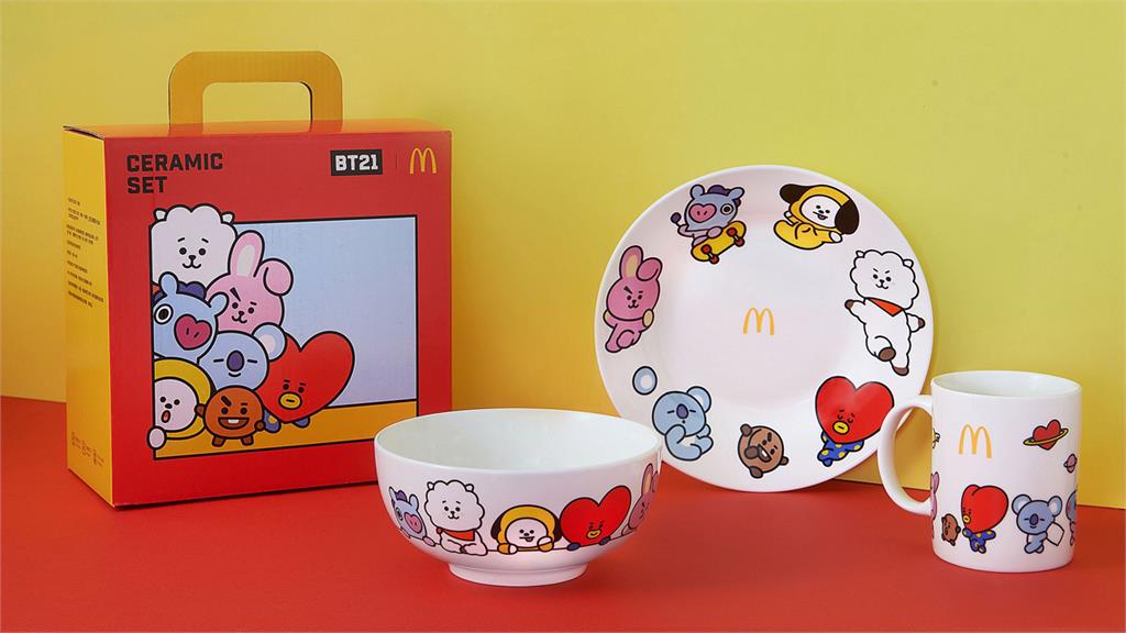 麥當勞原本預定在4/12推出「BT21陶瓷餐具三件組」。圖／翻攝自麥當勞官網