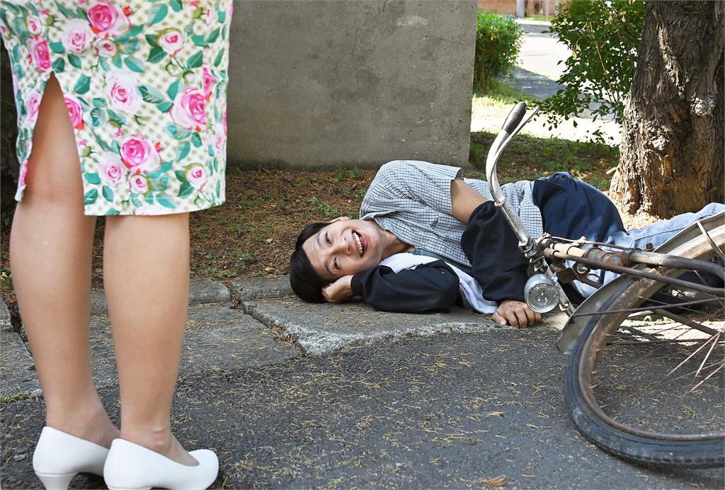 《寶島西米樂 守護》逸祥偷看辣妹失神 嬌妻探班全程目睹