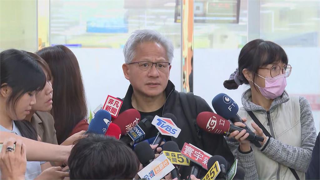 馬斯克喊「自蓋大型晶圓廠」 黃仁勳：極為困難