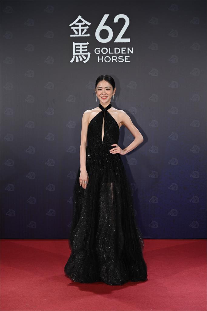 金馬62／紅毯主持人登場 「紅毯女王」楊千霈攜手徐鈞浩、彭千祐亮相