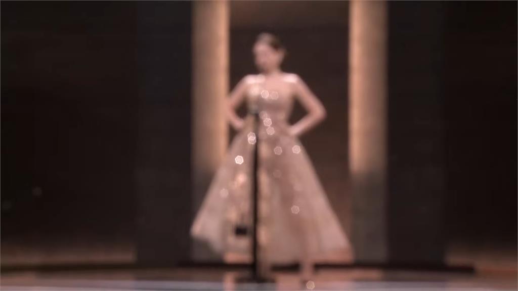 金馬62／許瑋甯頒獎「大凹焦」一片糊  三七步怒插腰:可以給我焦嗎？