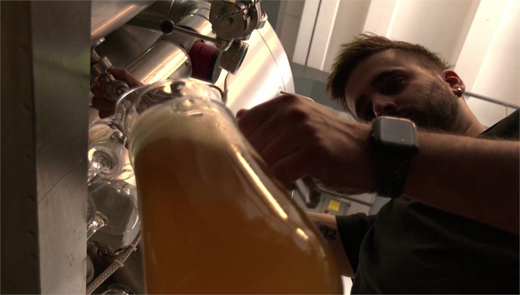 挑戰心理障礙！美德合作將汙水變身「啤酒」 號稱比飲用水乾淨