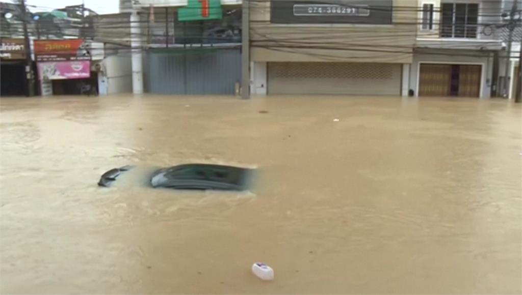  泰國3百年一遇暴雨大淹水釀19死 傳5台灣人失聯